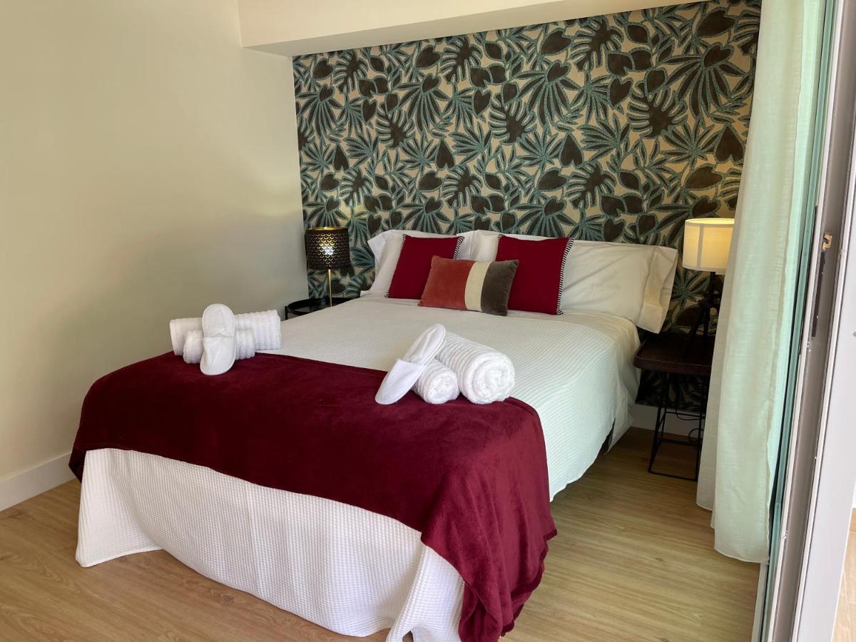 Suite 208, Close To The Beach, 2 Bedroom,Golden Mile Марбелья Экстерьер фото