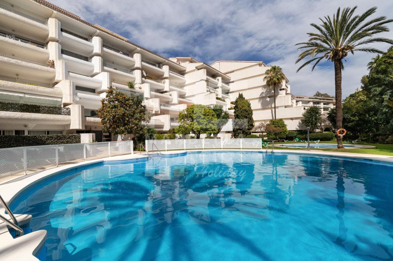 Suite 208, Close To The Beach, 2 Bedroom,Golden Mile Марбелья Экстерьер фото