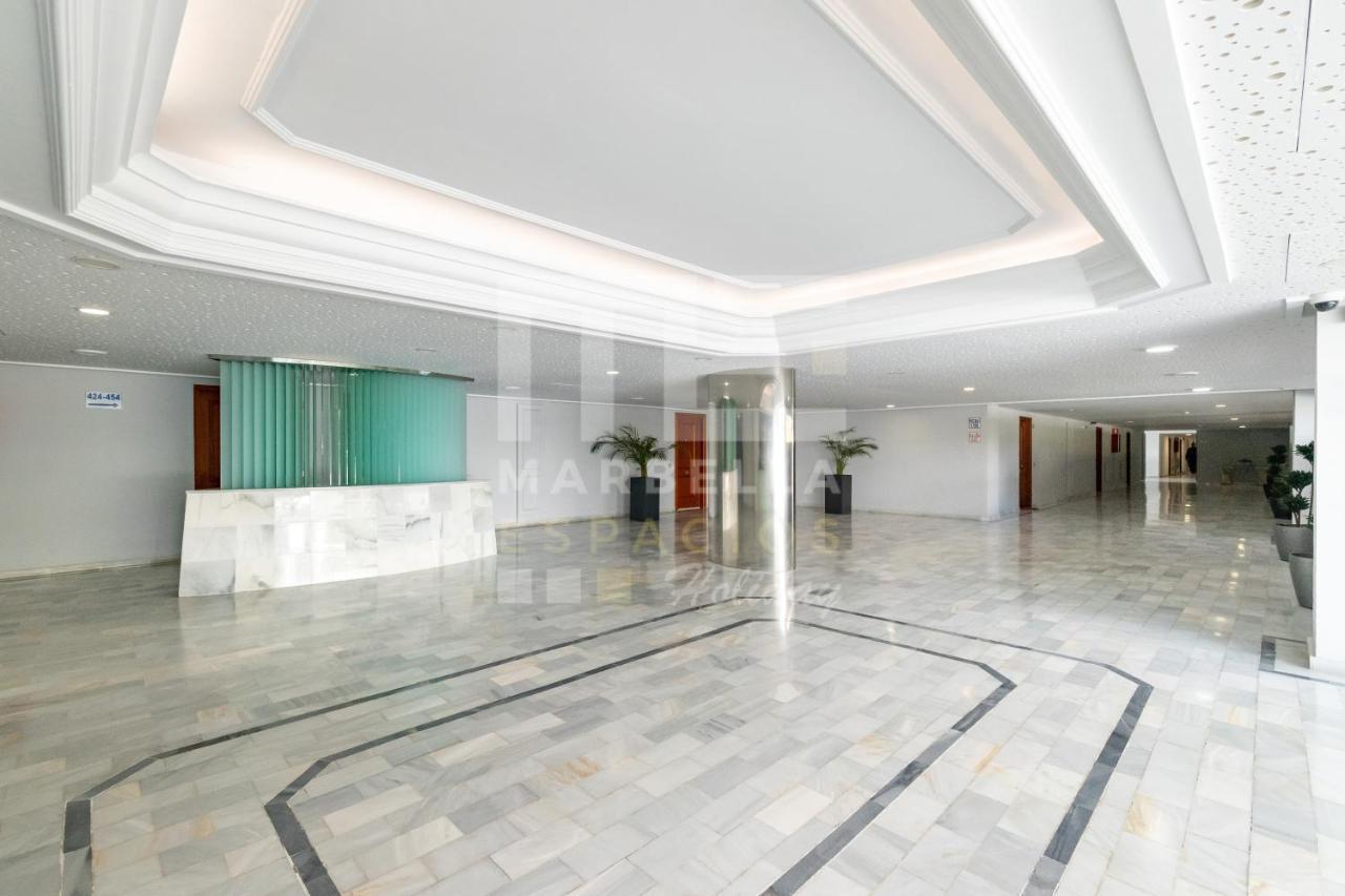 Suite 208, Close To The Beach, 2 Bedroom,Golden Mile Марбелья Экстерьер фото