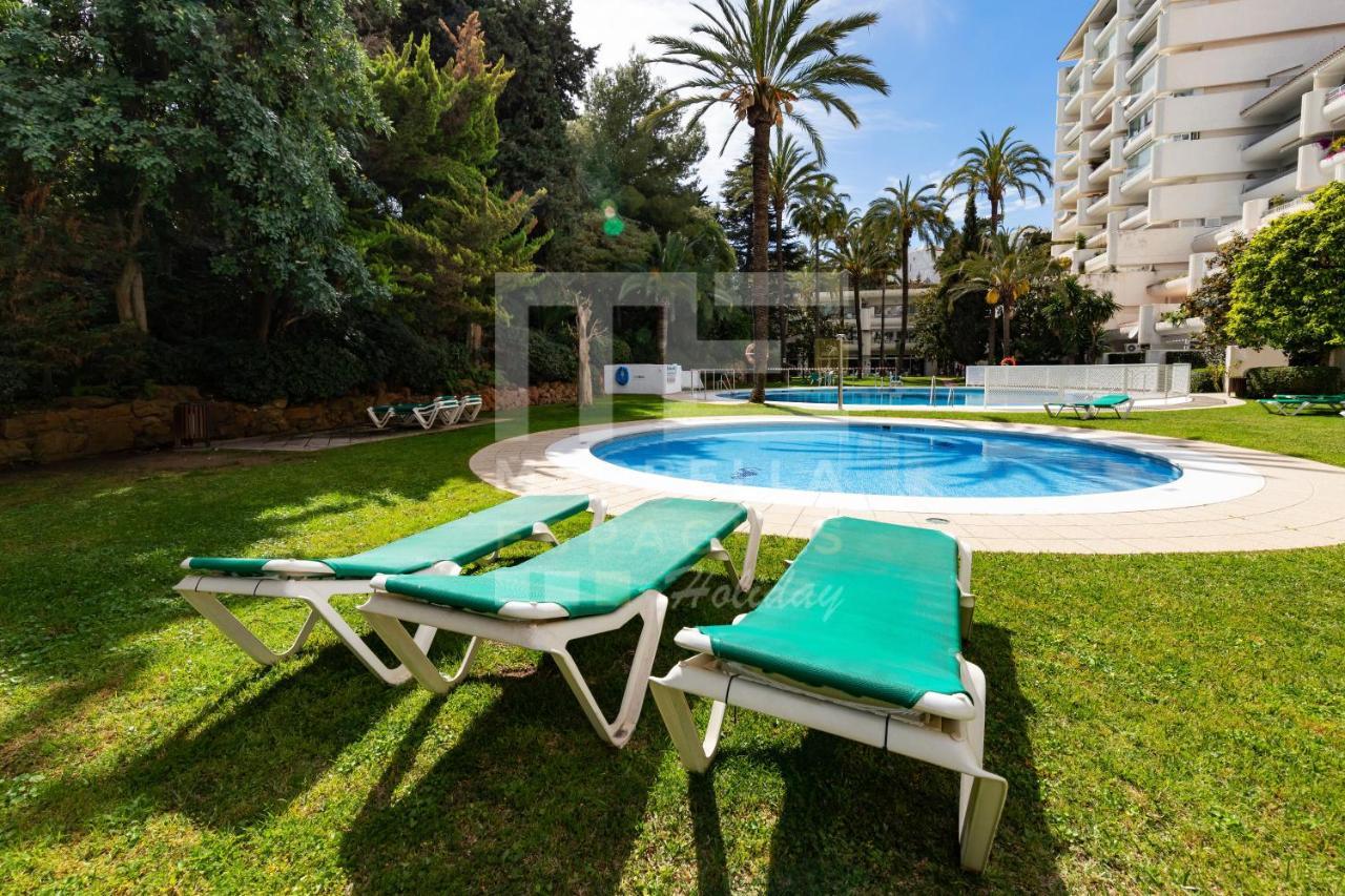 Suite 208, Close To The Beach, 2 Bedroom,Golden Mile Марбелья Экстерьер фото